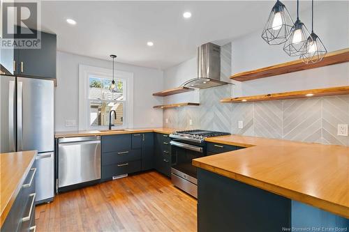 162 Westmorland Street, Fredericton, NB - Indoor Photo Showing Kitchen With Upgraded Kitchen