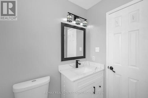 510 Taylor Crescent, Burlington, ON - Indoor Photo Showing Bathroom