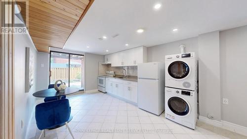 4657 Antelope Crescent, Mississauga, ON - Indoor Photo Showing Laundry Room