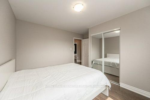 12 Hayloft Crt, Brampton, ON - Indoor Photo Showing Bedroom