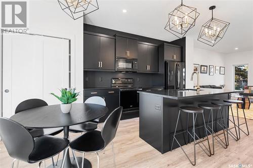 960 Edgar Street, Regina, SK - Indoor Photo Showing Dining Room