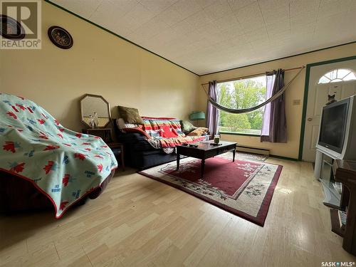 28 Oak Bay, Round Lake, SK - Indoor Photo Showing Bedroom