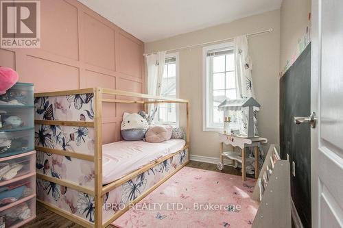 38 - 420 Linden Drive, Cambridge, ON - Indoor Photo Showing Bedroom