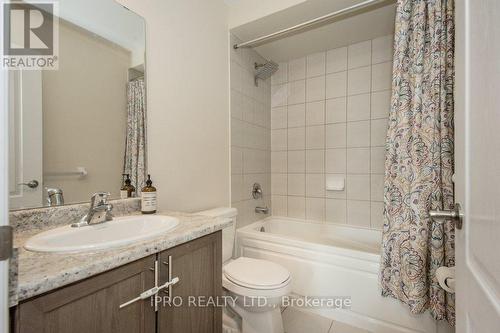 38 - 420 Linden Drive, Cambridge, ON - Indoor Photo Showing Bathroom