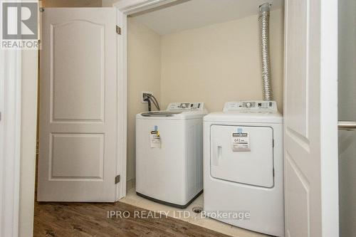 38 - 420 Linden Drive, Cambridge, ON - Indoor Photo Showing Laundry Room