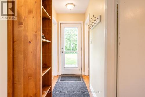 4428 Lakeside Drive, Lincoln, ON - Indoor Photo Showing Other Room