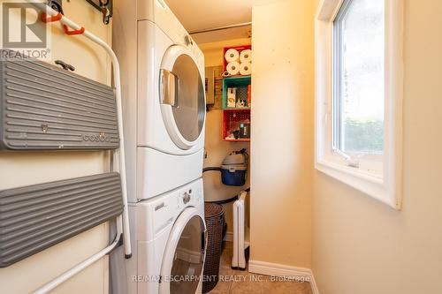 4428 Lakeside Drive, Lincoln, ON - Indoor Photo Showing Laundry Room