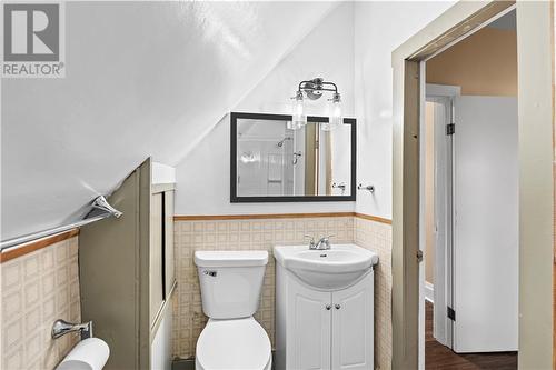 8 Station Street, Port Elgin, NB - Indoor Photo Showing Bathroom