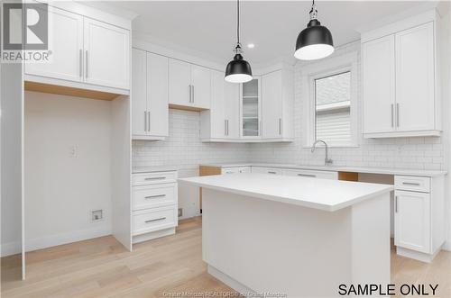 546 Royal Oaks, Moncton, NB - Indoor Photo Showing Kitchen