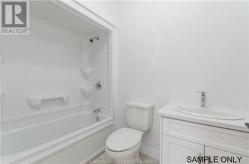 546 Royal Oaks, Moncton, NB - Indoor Photo Showing Kitchen