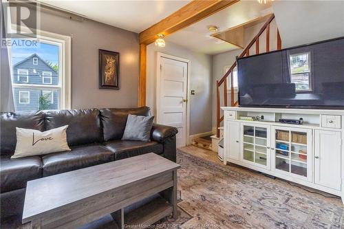 69 Cedar St, Moncton, NB - Indoor Photo Showing Living Room