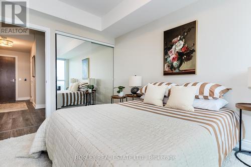 908 - 1050 Main Street E, Milton, ON - Indoor Photo Showing Bedroom