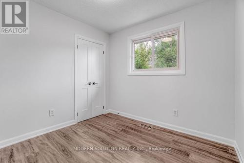 82 Shea Crescent, Kitchener, ON - Indoor Photo Showing Other Room