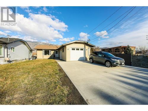 5205 Oleander Drive, Osoyoos, BC - Outdoor