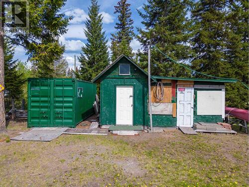 2522 Spout Lake Road, Lac La Hache, BC - Outdoor