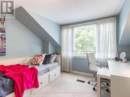 27 Treleaven Drive, Brampton, ON - Indoor Photo Showing Bedroom