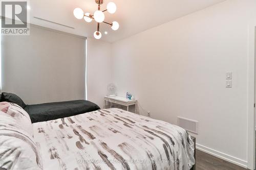 3658 Ferretti Court, Innisfil, ON - Indoor Photo Showing Bedroom