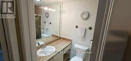 9 - 115 Henderson Avenue, Markham, ON - Indoor Photo Showing Bathroom