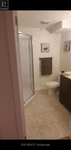 6117 Coxswain Crescent, Mississauga, ON - Indoor Photo Showing Bathroom