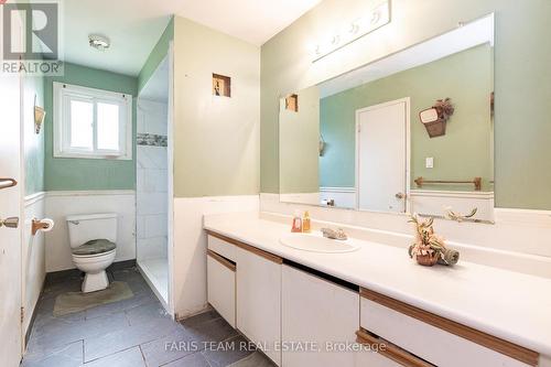 95 Woodside Drive, Orillia, ON - Indoor Photo Showing Bathroom