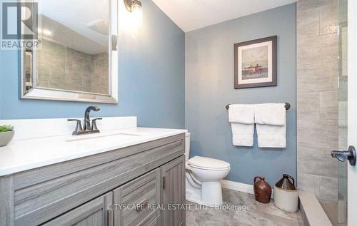3 Muir Drive, Barrie, ON - Indoor Photo Showing Bathroom
