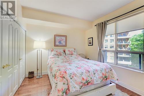 407 - 2 Aberfoyle Crescent, Toronto (Islington-City Centre West), ON - Indoor Photo Showing Bedroom