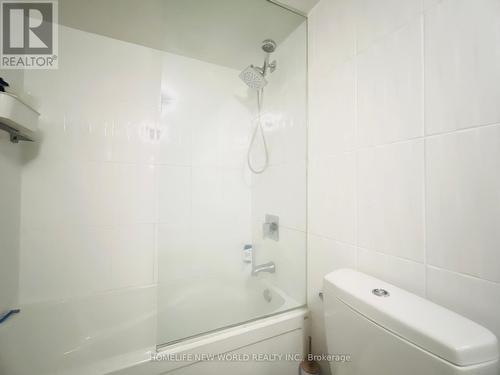 201 - 60 Montclair Avenue, Toronto (Forest Hill South), ON - Indoor Photo Showing Bathroom