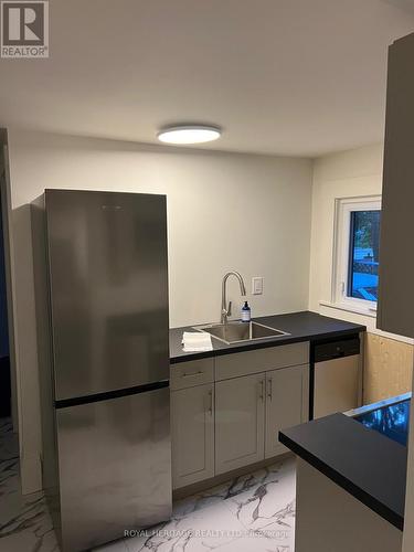 275 Albert Street, Belleville, ON - Indoor Photo Showing Kitchen With Double Sink