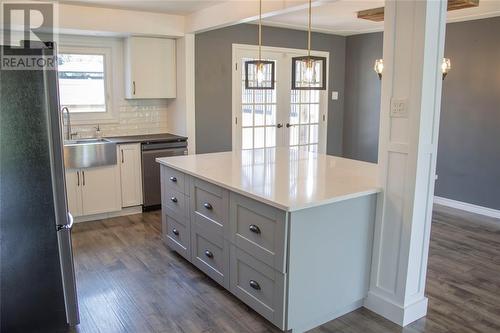 800 Rosedale Avenue, Sarnia, ON - Indoor Photo Showing Kitchen