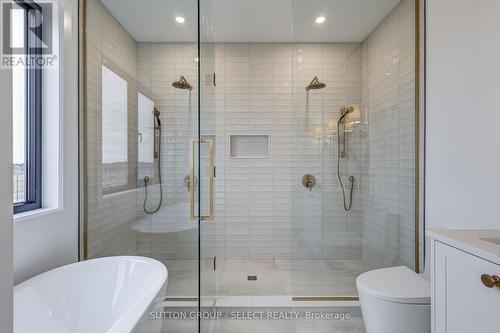 5 Sycamore Road, Southwold (Talbotville), ON - Indoor Photo Showing Bathroom