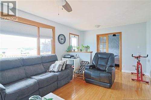 18 Bird Street, Nackawic, NB - Indoor Photo Showing Living Room