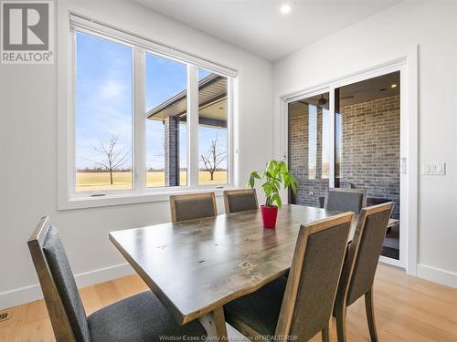 909A Concession 2, Amherstburg, ON - Indoor Photo Showing Dining Room