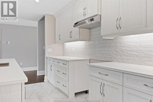 104 Jones Street, Essex, ON - Indoor Photo Showing Kitchen