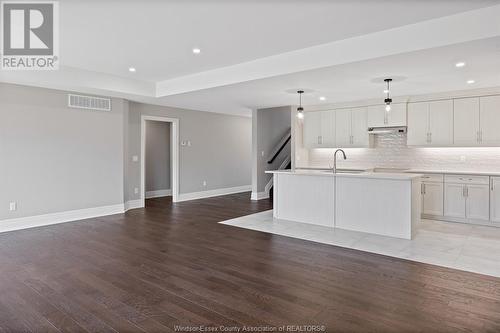 104 Jones Street, Essex, ON - Indoor Photo Showing Kitchen