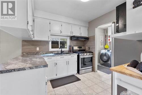 420 Victory Street, Lasalle, ON - Indoor Photo Showing Kitchen