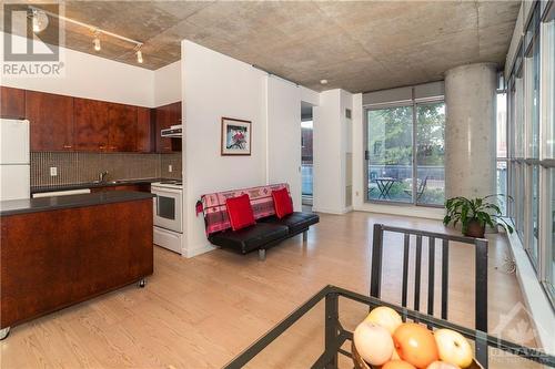 179 George Street Unit#303, Ottawa, ON - Indoor Photo Showing Kitchen