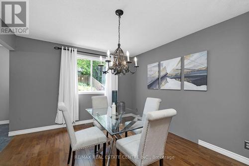 25 Bridlewood Drive, Guelph, ON - Indoor Photo Showing Dining Room