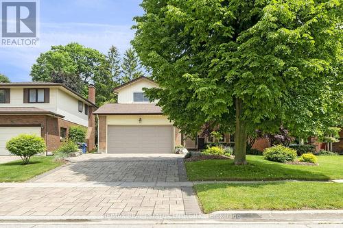 25 Bridlewood Drive, Guelph, ON - Outdoor With Facade