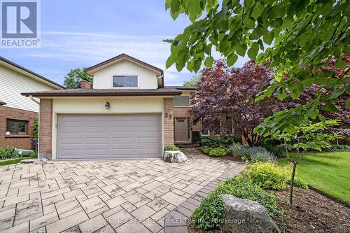 25 Bridlewood Drive, Guelph, ON - Outdoor