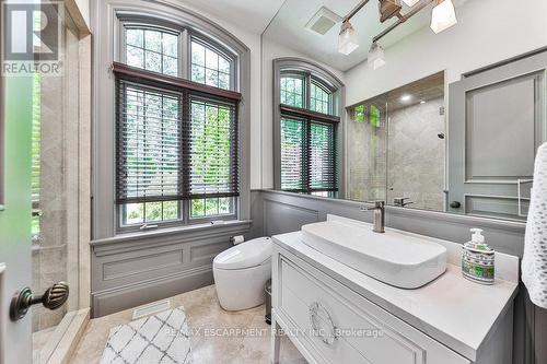 1420 Stavebank Road, Mississauga (Mineola), ON - Indoor Photo Showing Bathroom