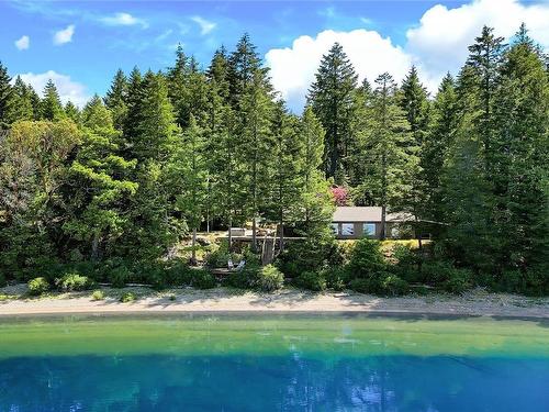 1120 Spider Lake Rd, Qualicum Beach, BC 