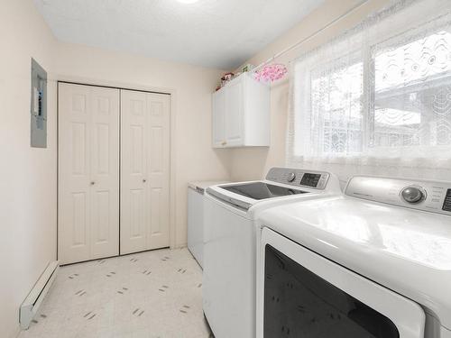 678 Cartmel Close, Langford, BC - Indoor Photo Showing Laundry Room