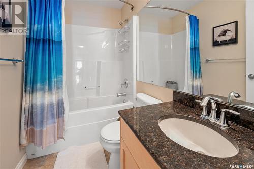 406 Wilkins Crescent, Saskatoon, SK - Indoor Photo Showing Bathroom