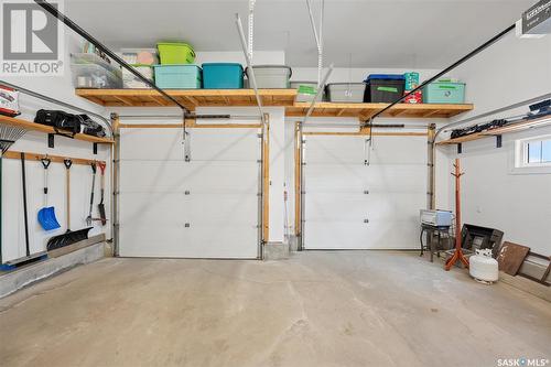406 Wilkins Crescent, Saskatoon, SK - Indoor Photo Showing Garage