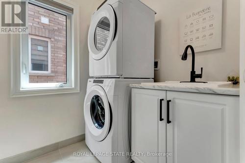 327 Raymond Road, Hamilton (Ancaster), ON - Indoor Photo Showing Laundry Room