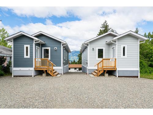 311 8Th Avenue S, Creston, BC - Outdoor