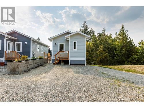 311 8Th  S Avenue, Creston, BC - Outdoor