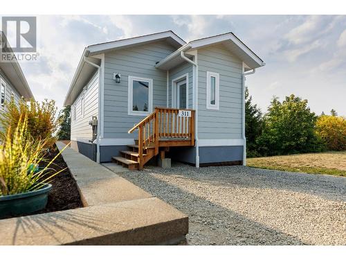 311 8Th  S Avenue, Creston, BC - Outdoor