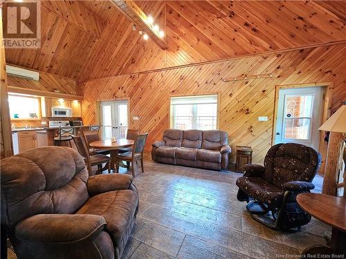 520 Route 385, Lorne, NB - Indoor Photo Showing Living Room