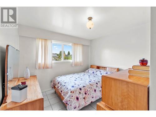 1057 Sudbury Avenue, Kamloops, BC - Indoor Photo Showing Bedroom